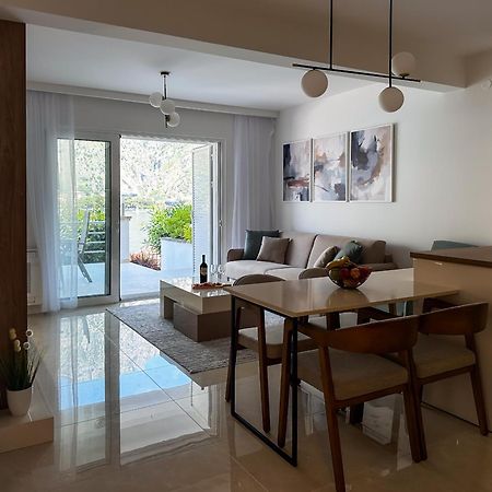 Chillout Apartment In Kotor Bay Bagian luar foto